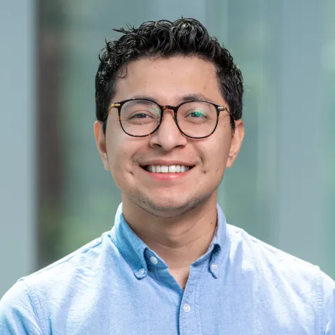 Elias Gonzalez headshot