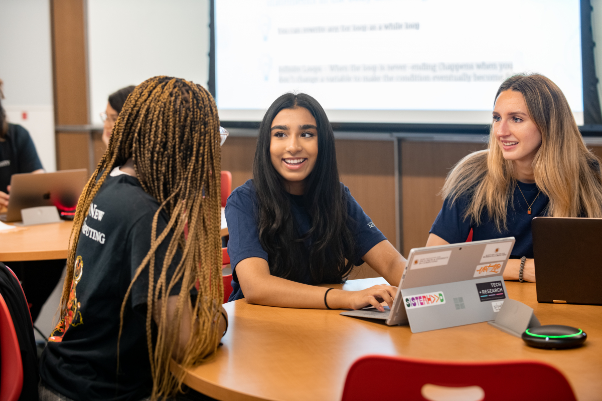 Break Through Tech's signature programs – Summer Guild and Sprinternship – offer students the opportunity to network with industry professionals, build community on campus, and see how tech skills fit into their career paths.